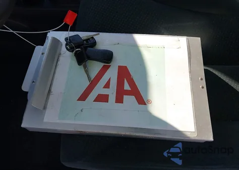 2011 Nissan Versa 1.8S из США, поврежденный, VIN 3N1BC1AP2BL361529